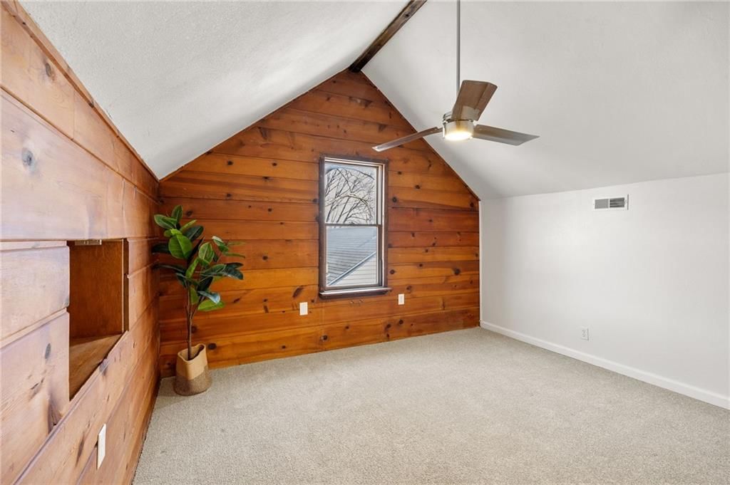 710 E 63 Terrace — photo 27