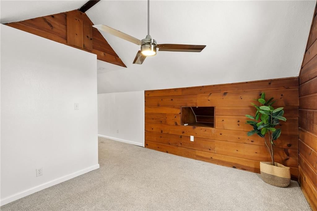 710 E 63 Terrace — photo 28