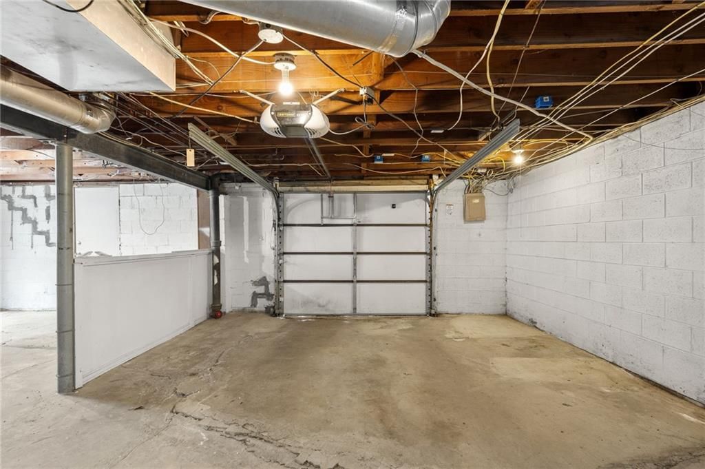 710 E 63 Terrace — photo 29