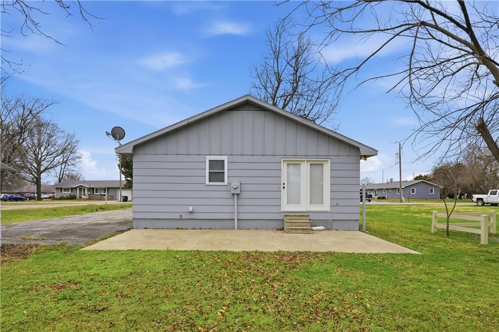203 S Dittman Street — photo 28