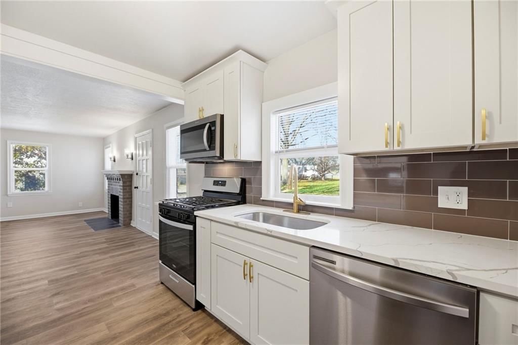 12754 Circle Drive — photo 8