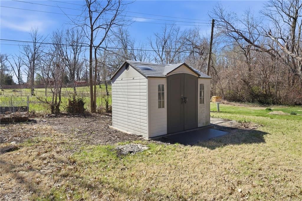 12754 Circle Drive — photo 26