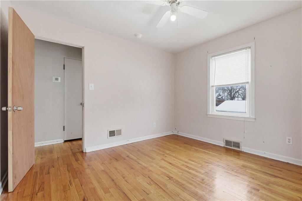 899 Williams Street — photo 17