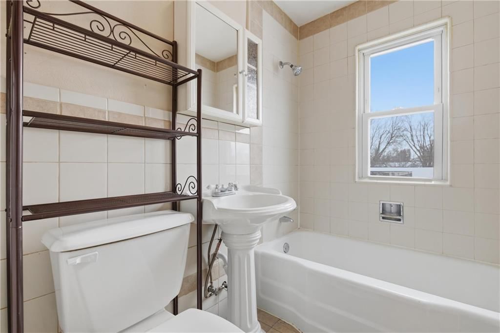 899 Williams Street — photo 21