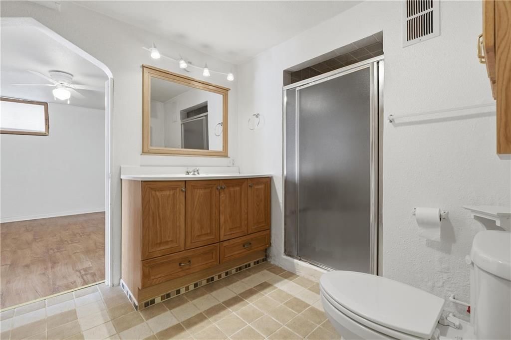 899 Williams Street — photo 22