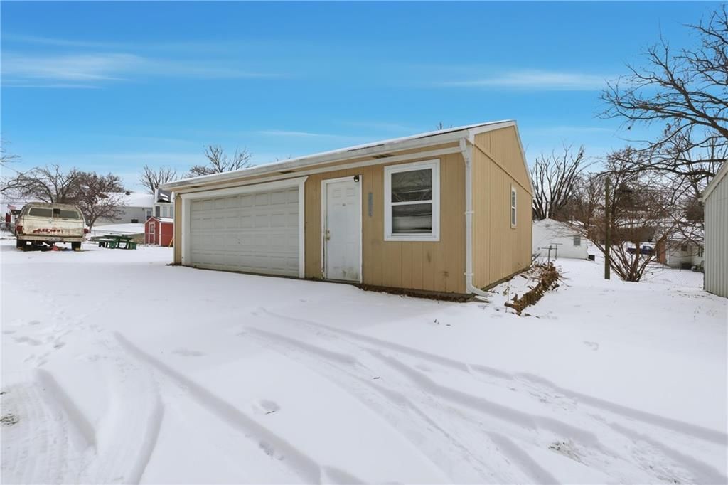 899 Williams Street — photo 31