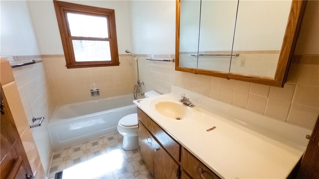 24 S Carriage Drive — photo 22
