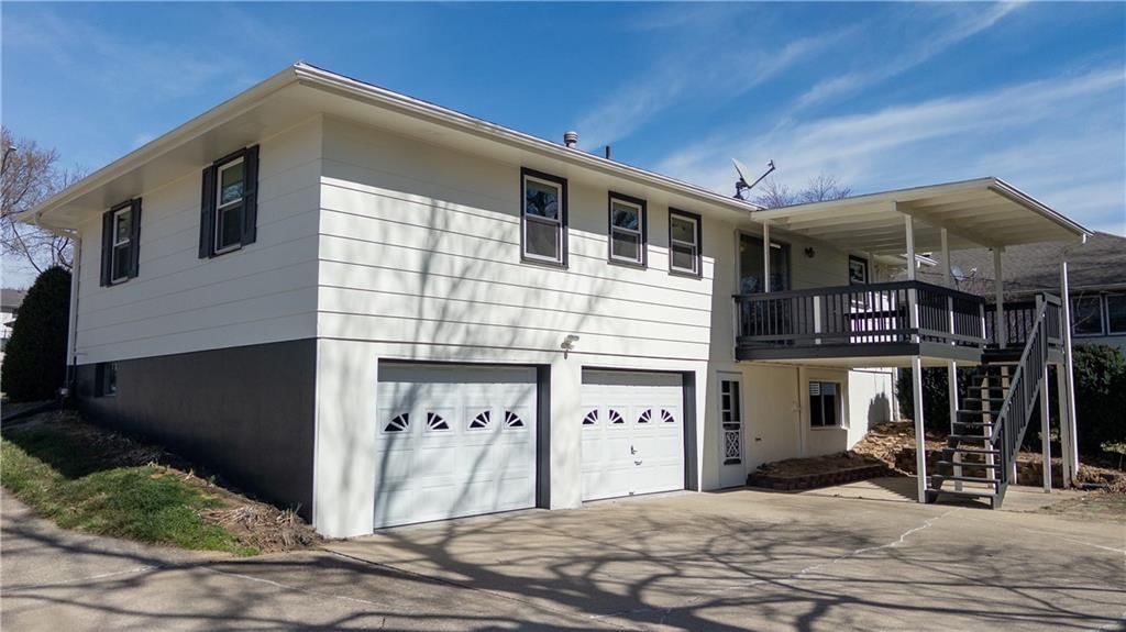 24 S Carriage Drive — photo 29