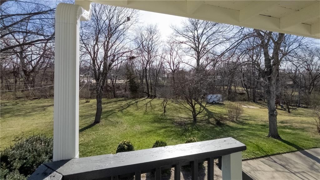 24 S Carriage Drive — photo 34