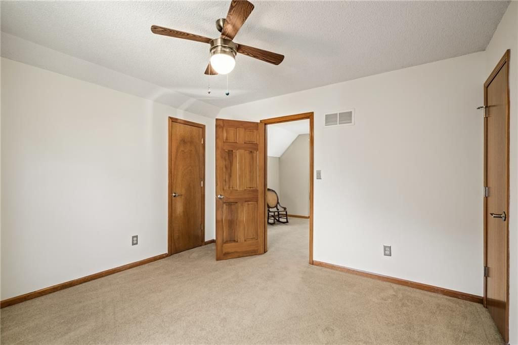 2401 SW Stonecreek Court — photo 44