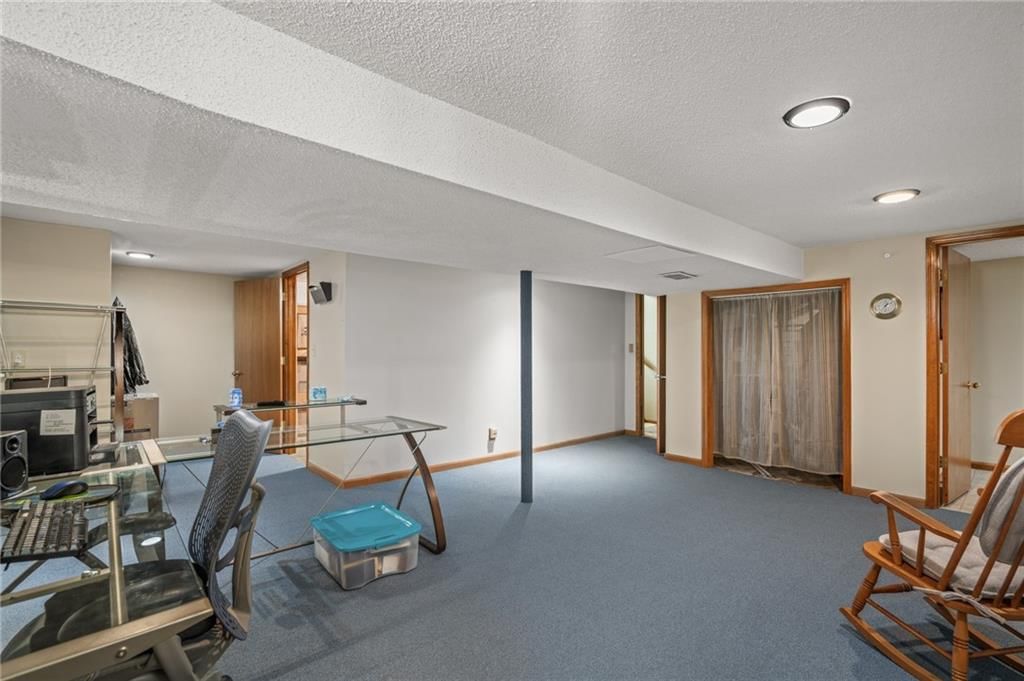 2401 SW Stonecreek Court — photo 47