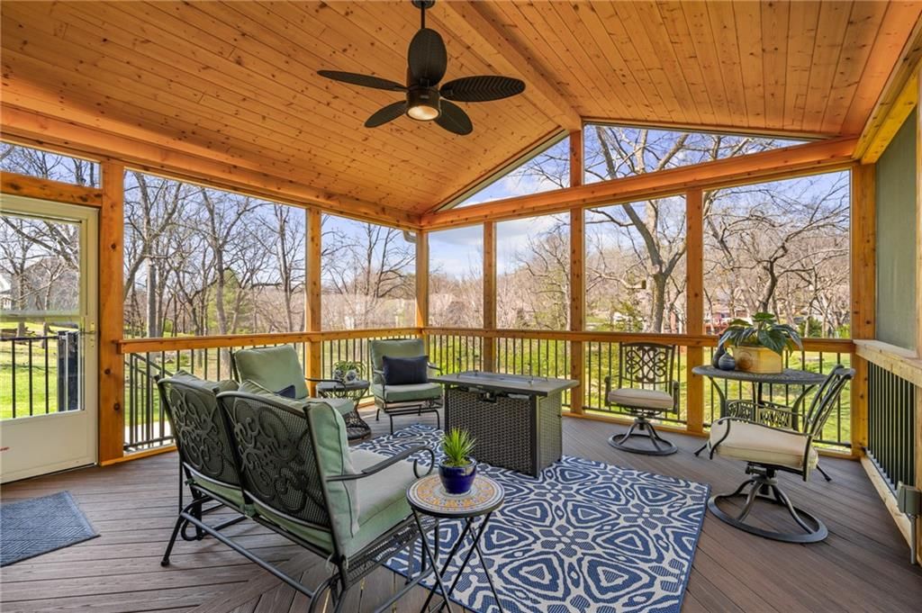 2401 SW Stonecreek Court — photo 50