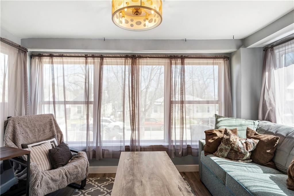 416 Kensington Avenue — photo 4