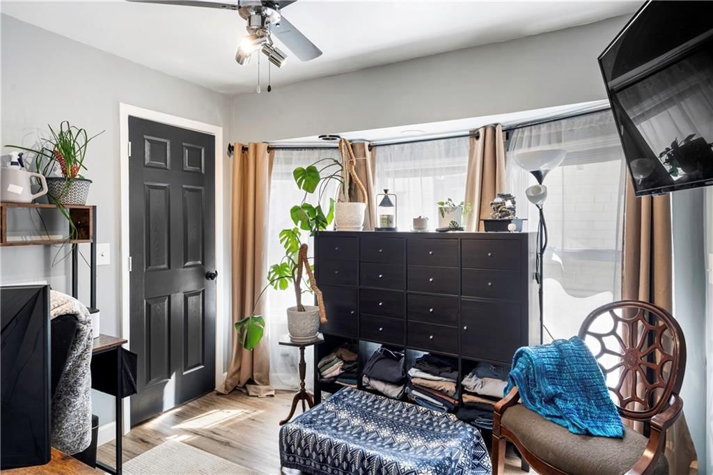 416 Kensington Avenue — photo 13