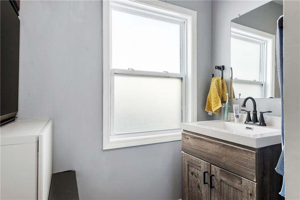 416 Kensington Avenue — photo 16