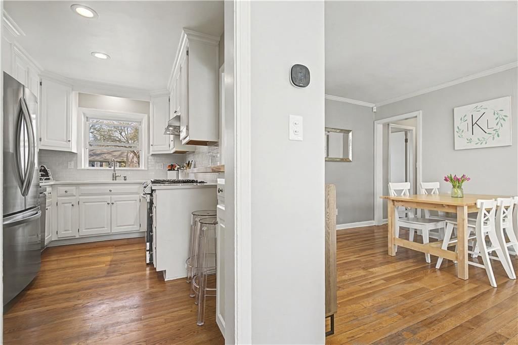 2711 W 73rd Terrace — photo 11