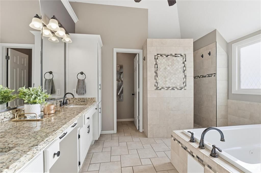7808 NW Twilight Place — photo 22
