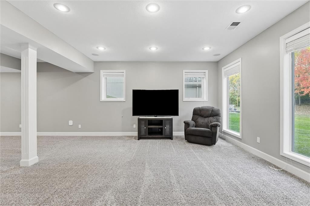 7808 NW Twilight Place — photo 29