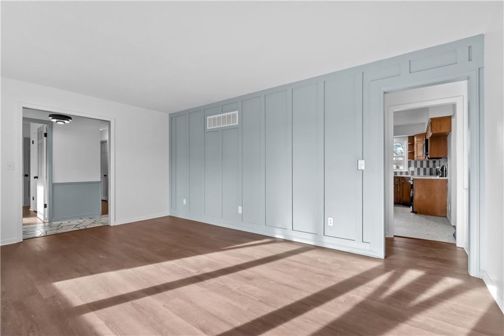 5702 Halsey Street — photo 6