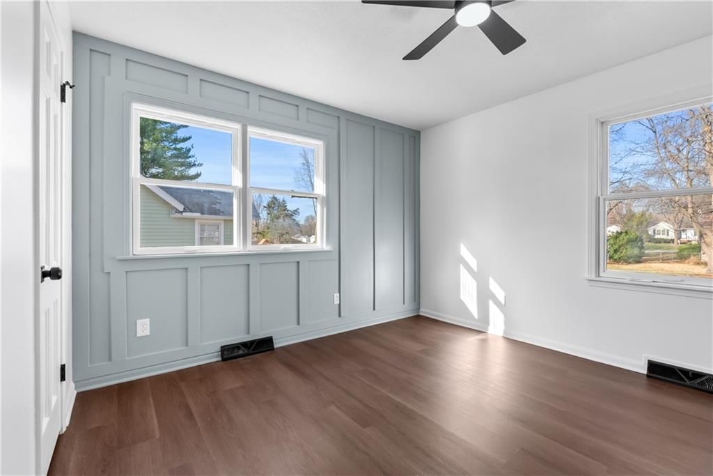 5702 Halsey Street — photo 19