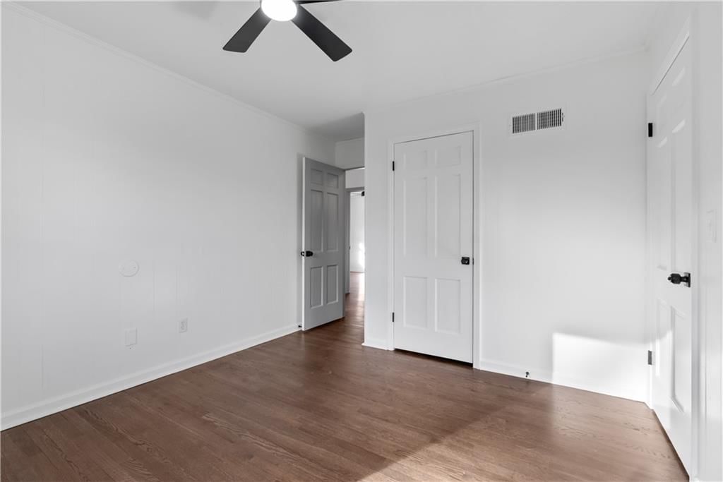 5702 Halsey Street — photo 27