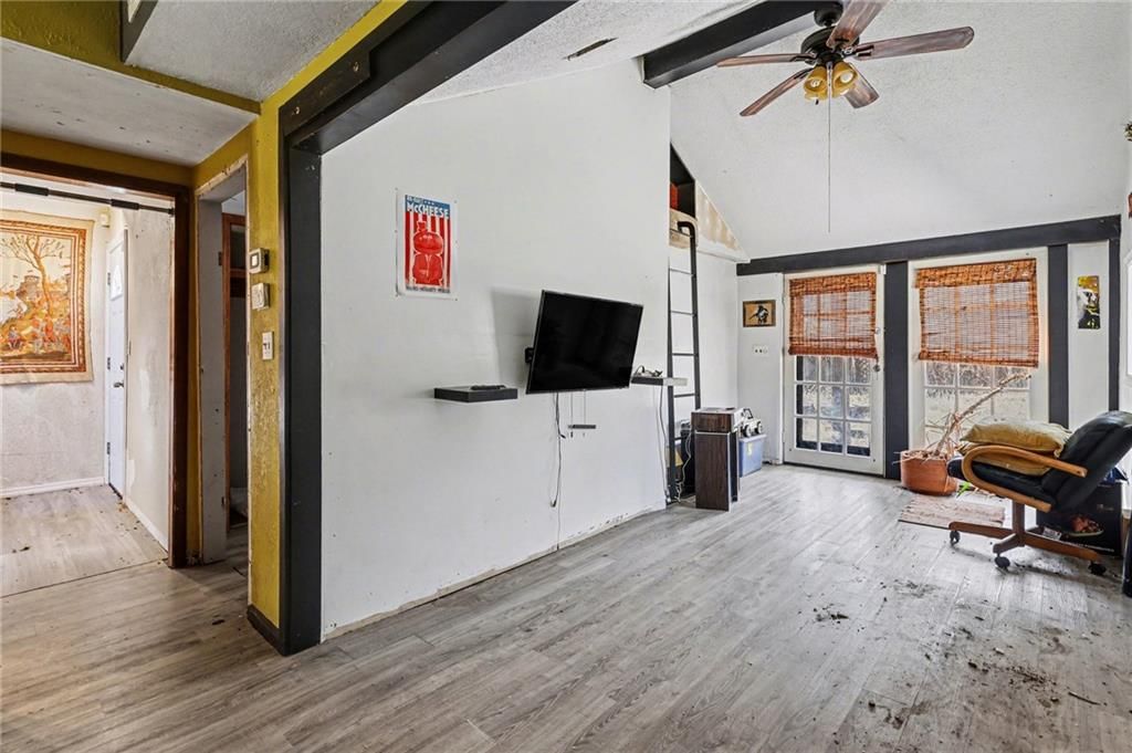 5814 NE 63rd Street — photo 11