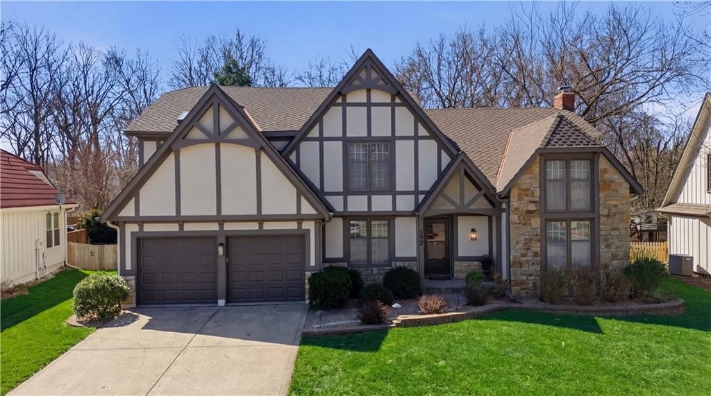 205 NE Shoreview Drive — photo 2