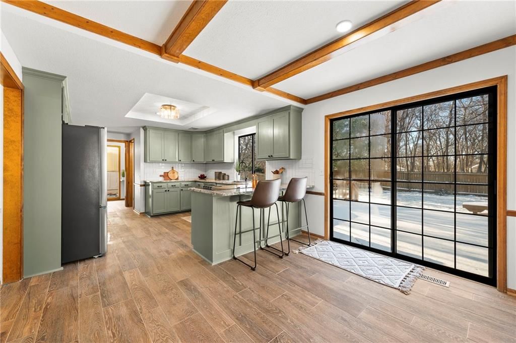 205 NE Shoreview Drive — photo 11