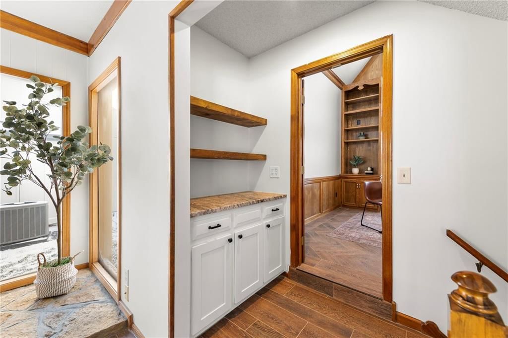 205 NE Shoreview Drive — photo 20