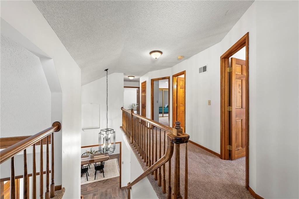205 NE Shoreview Drive — photo 24