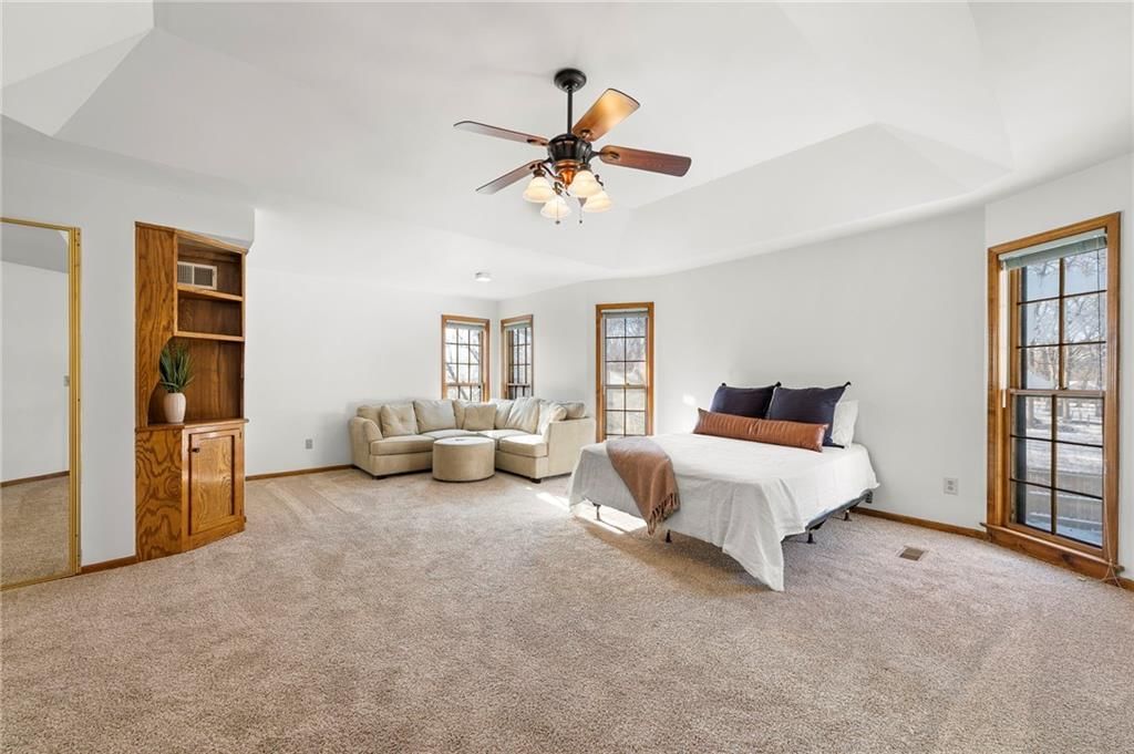 205 NE Shoreview Drive — photo 25