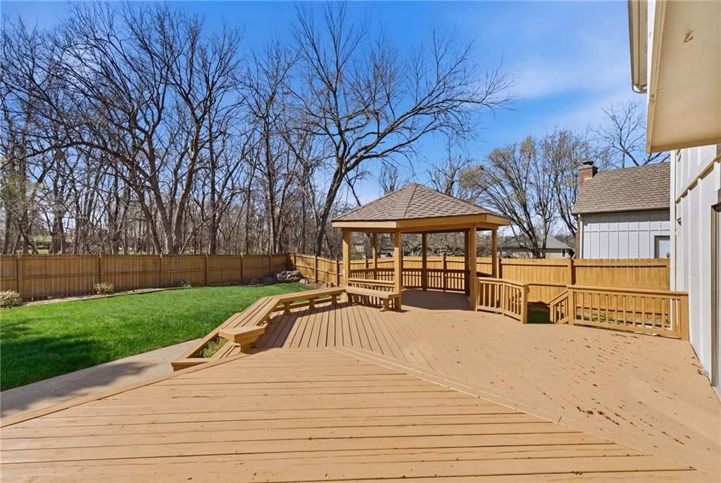 205 NE Shoreview Drive — photo 43