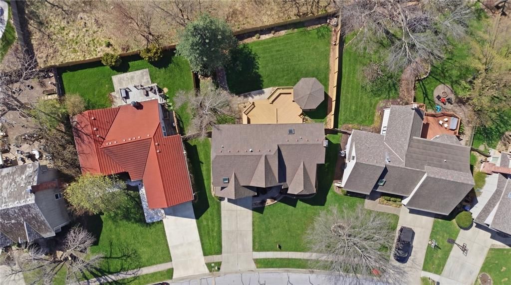 205 NE Shoreview Drive — photo 51