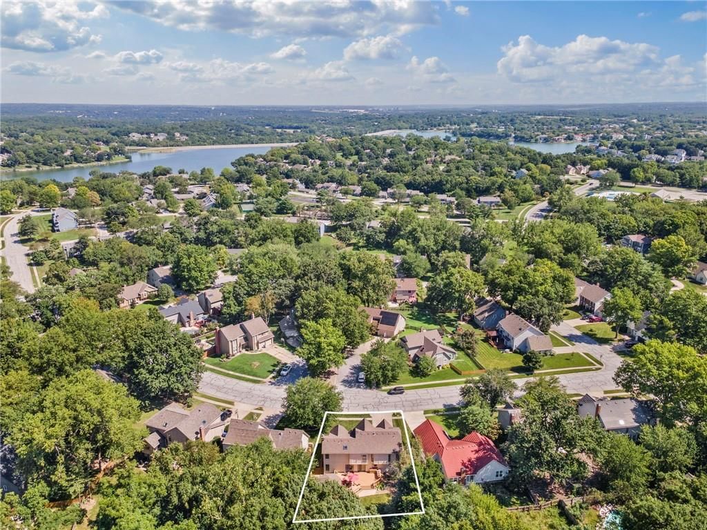 205 NE Shoreview Drive — photo 52