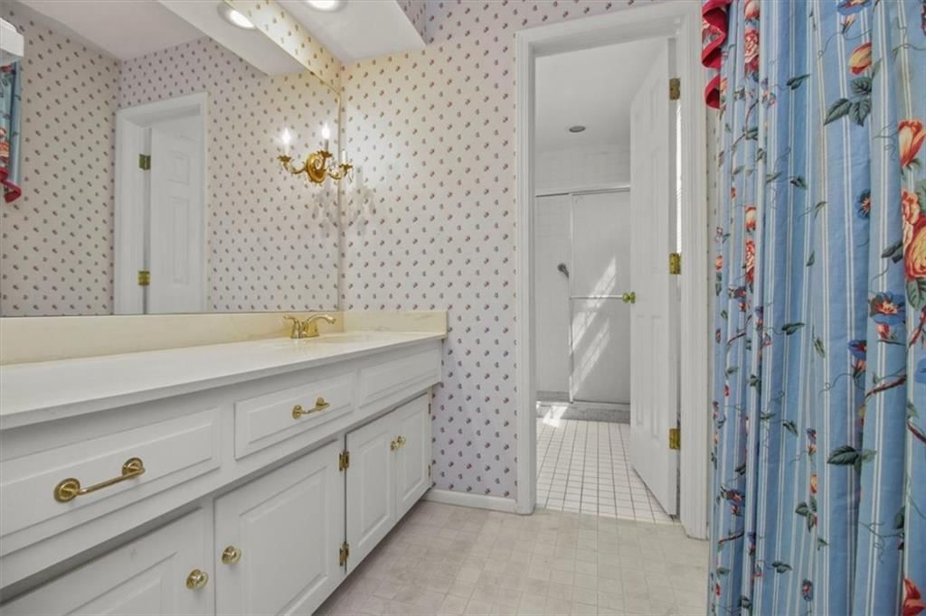420 Golfview Drive — photo 18