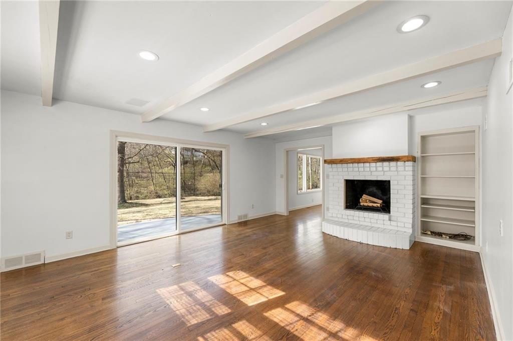 2341 W 98 Street — photo 9