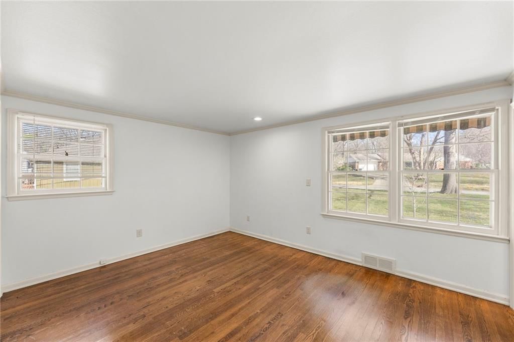 2341 W 98 Street — photo 15