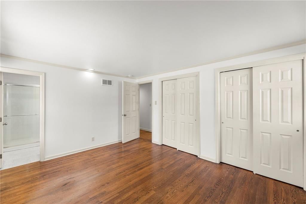 2341 W 98 Street — photo 16