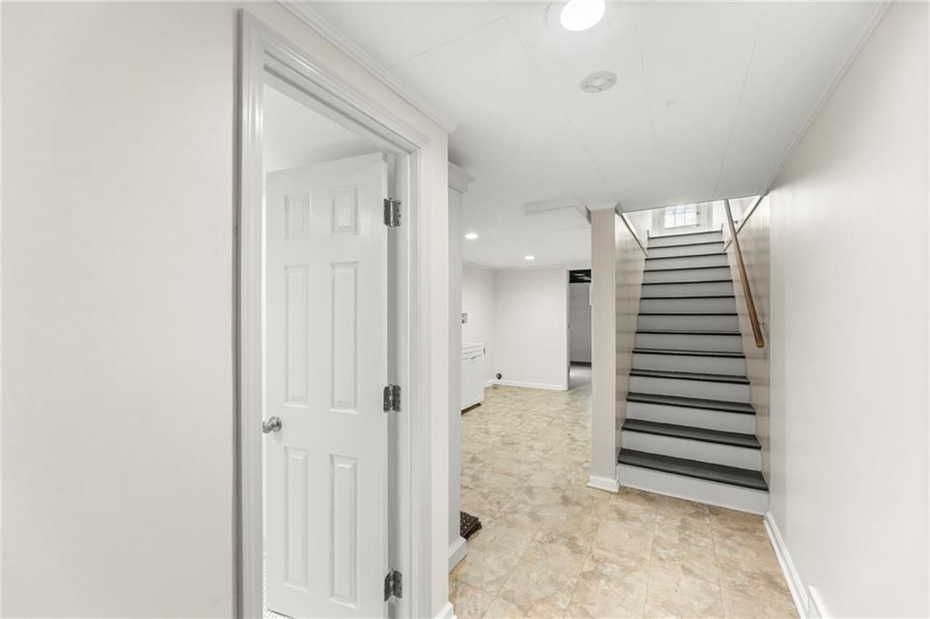 2341 W 98 Street — photo 24