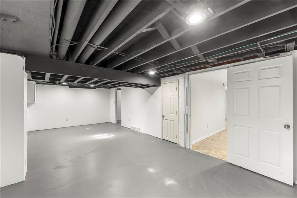 2341 W 98 Street — photo 27