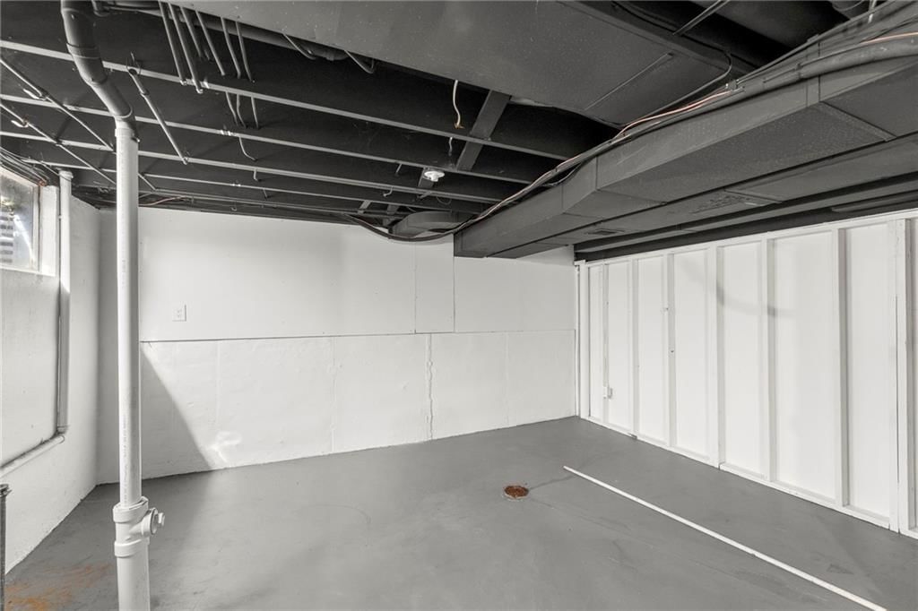 2341 W 98 Street — photo 30