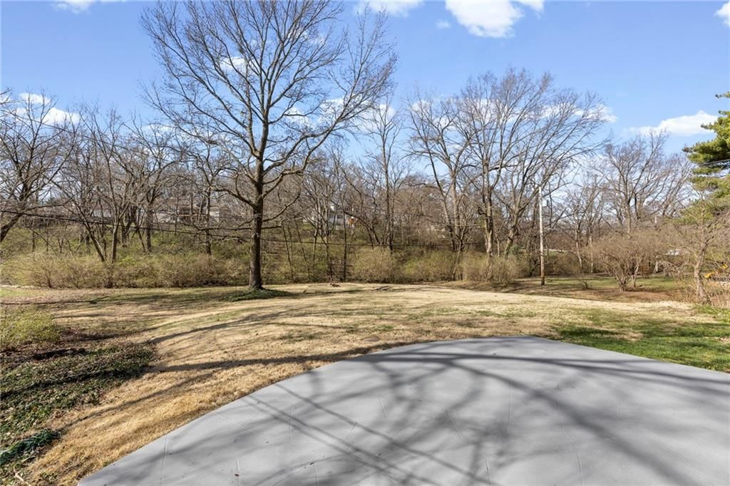 2341 W 98 Street — photo 32