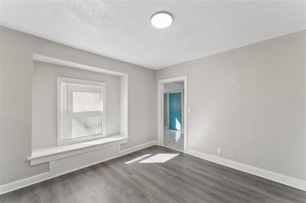 5822 Agnes Avenue — photo 10