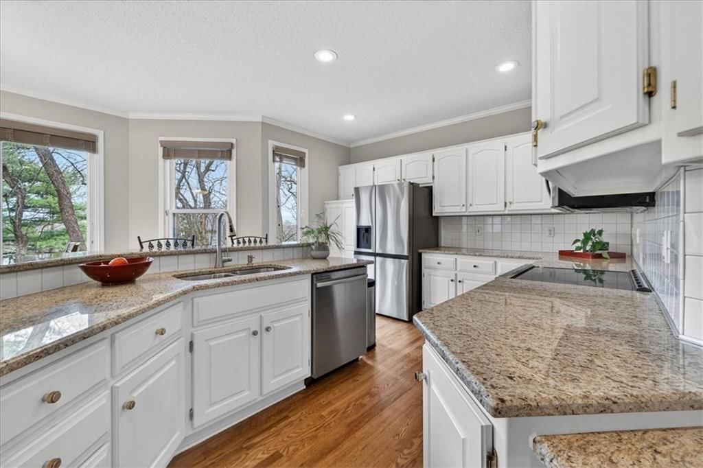 14301 Barton Street — photo 16