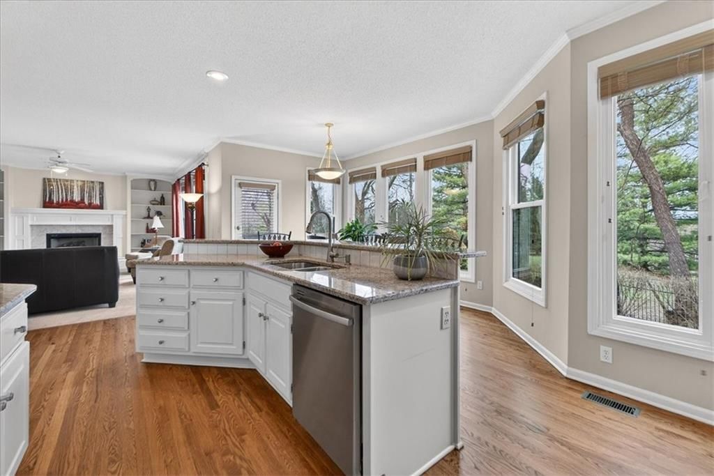 14301 Barton Street — photo 20