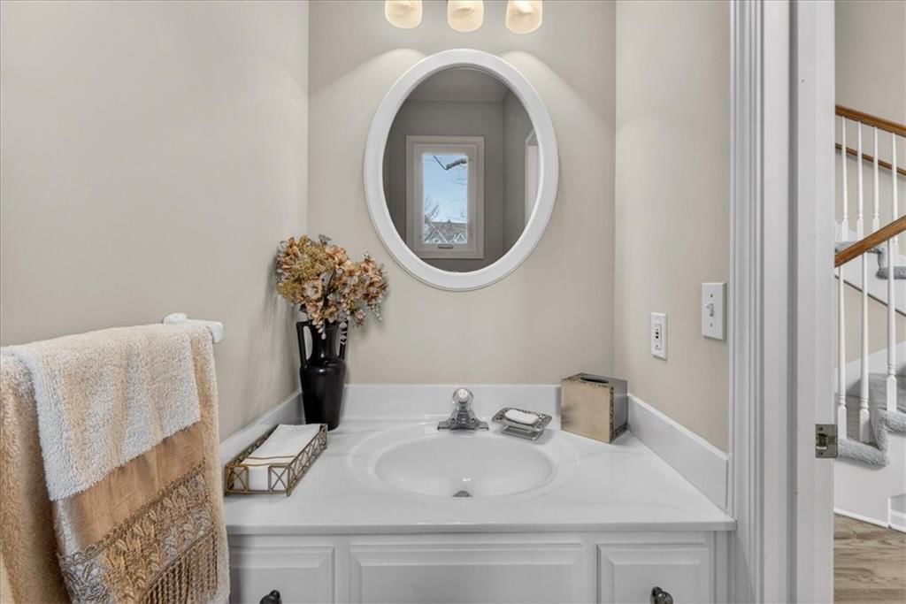 14301 Barton Street — photo 40
