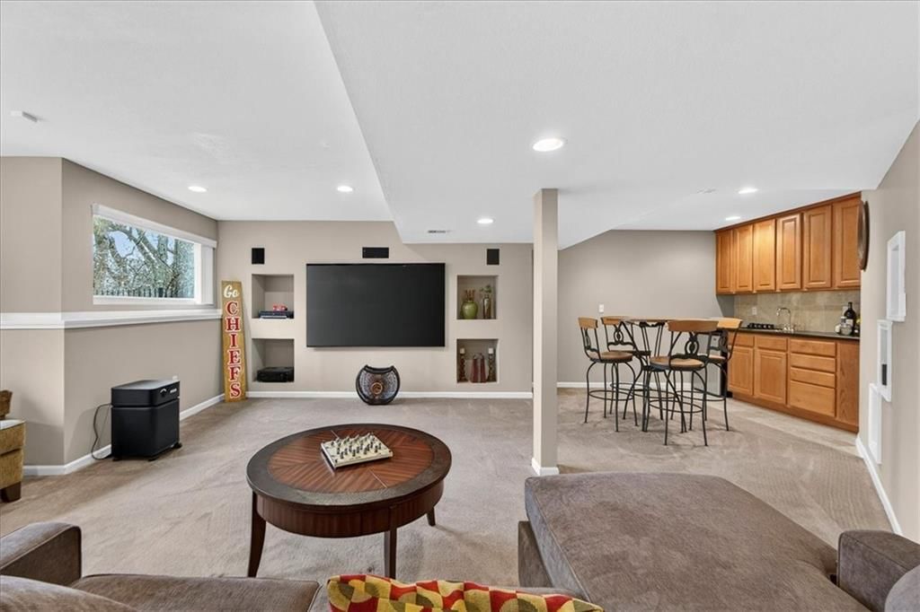 14301 Barton Street — photo 41