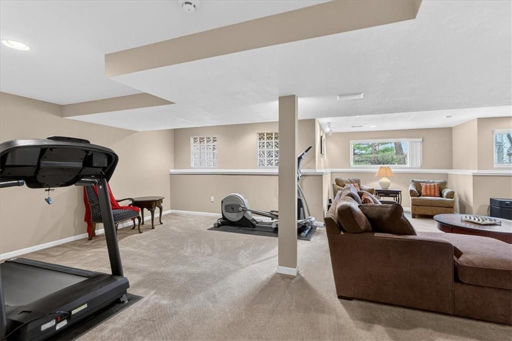 14301 Barton Street — photo 43