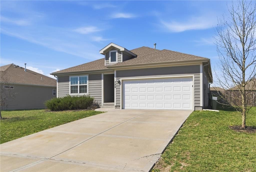 726 S Cypress Street — photo 3