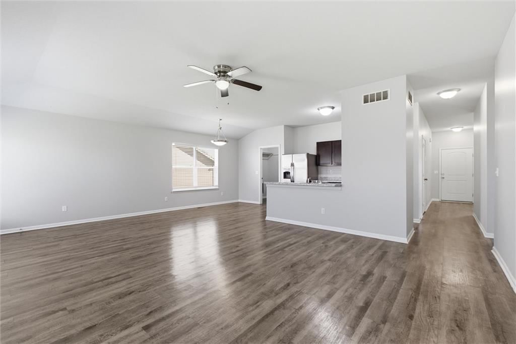 726 S Cypress Street — photo 7